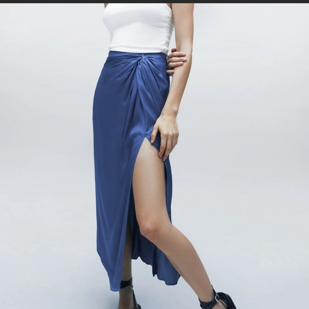 Zara satin knotted skirt